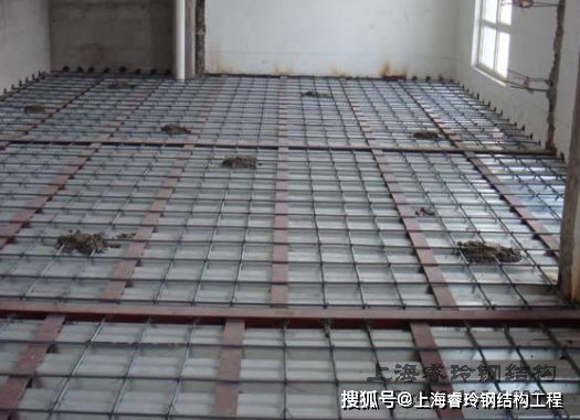 钢结构搭建夹层做法（钢结构夹层施工安全的关键）